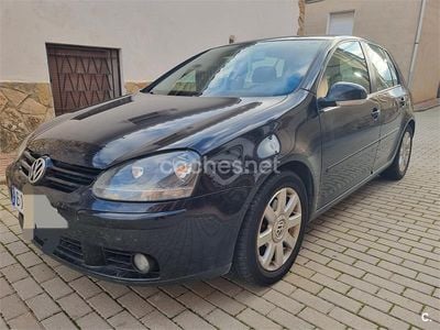 Begagnad VW Golf IV Highline 140 HK (102 kW) 2005 Svart Sedan