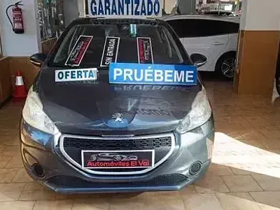 Usado Peugeot 208 Active 80 CV (58 kW) 2013 Gris Utilitario