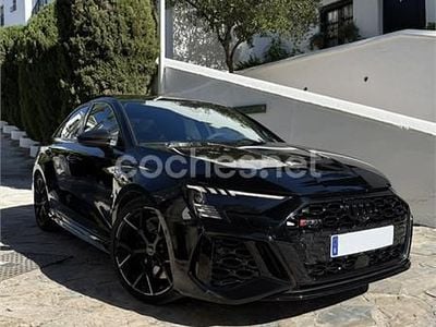 Usado Audi RS3 Sport 400 CV (294 kW) 2022 Negro Berlina