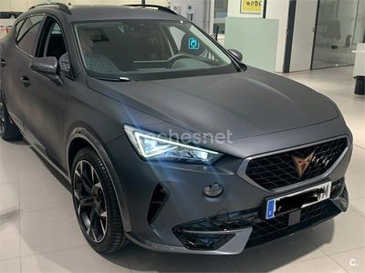 Usado Cupra Formentor 204 CV (150 kW) 2022 Gris / plata SUV