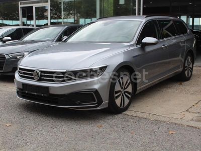 Gris / plata Usado 2020 VW Passat GTE Familiar | 19.850 € (Precio justo)