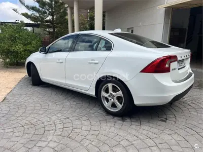 Usado Volvo S60 115 CV (84 kW) 2011 Blanco Berlina