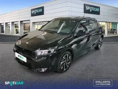 Usado Opel Corsa 100 CV (73 kW) 2024 Negro Utilitario