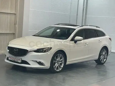 Usado Mazda 6 Style 150 CV (110 kW) 2016 Gris / plata Familiar