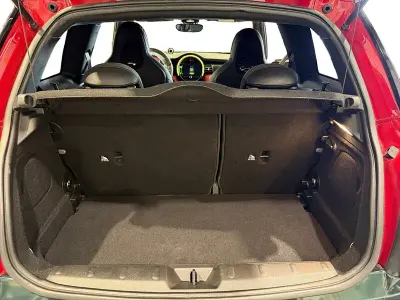 Usado Mini John Cooper Works 233 CV (171 kW) 2019 Verde Utilitario