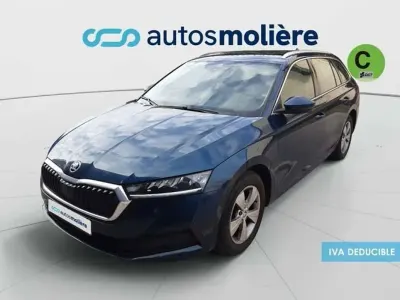 Usado Skoda Octavia Ambition 116 CV (85 kW) 2022 Azul Utilitario