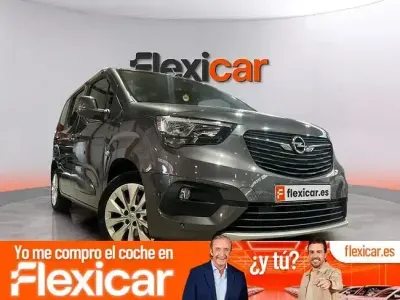 Usado Opel Combo Innovation 100 CV (73 kW) 2019 Gris Monovolumen