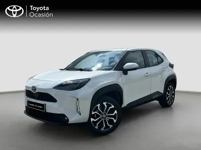 Usado Toyota Yaris Cross Active 116 CV (85 kW) 2022 Blanco SUV