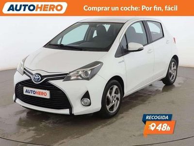 Blanco Usado 2015 Toyota Yaris Hybrid Active Berlina | 12.799 € (Un poco caro)