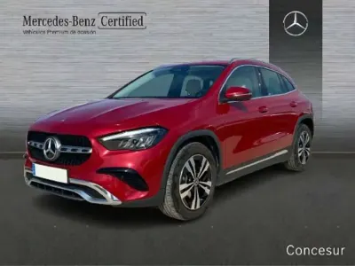 Usado Mercedes GLA200 150 CV (110 kW) 2025 Rojo SUV
