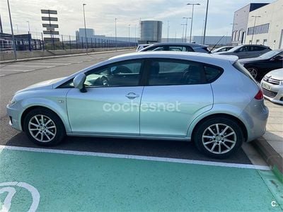 Gris / plata Usado 2010 Seat Leon Style Berlina | 4900 € (Buen precio)