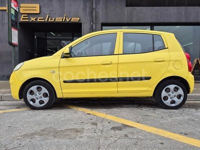 Amarillo Usado 2011 Kia Picanto Utilitario | 3000 € (Precio justo)