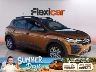 Usado Dacia Sandero Essentiel 91 CV (66 kW) 2023 Naranja Utilitario