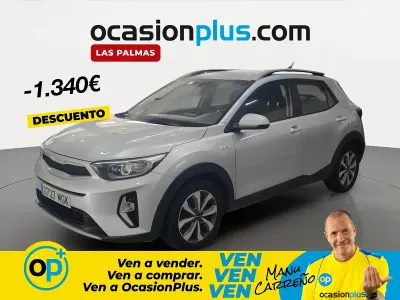 Usado Kia Stonic 100 CV (73 kW) 2023 Gris SUV