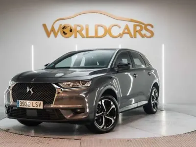 Usado DS Automobiles DS7 Crossback Be Chic 129 CV (94 kW) 2021 Gris SUV