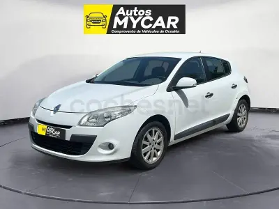 Usado Renault Mégane Expression 90 CV (66 kW) 2012 Blanco Berlina