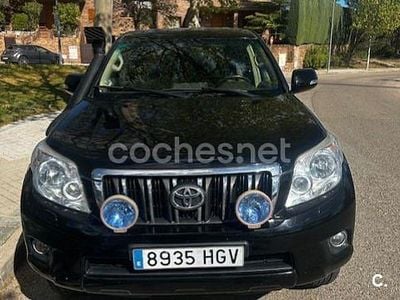 Begagnad Toyota Land Cruiser 173 HK (127 kW) 2011 Svart SUV