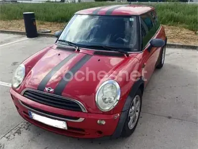 Usado Mini ONE 90 CV (66 kW) 2006 Rojo Utilitario