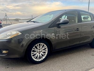 Gris / plata Usado 2008 Fiat Bravo Dynamic Utilitario | 4500 € (Precio justo)