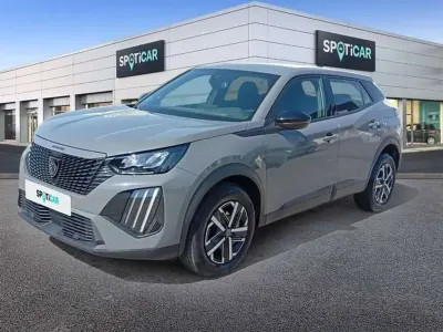 Usado Peugeot 2008 Active 102 CV (75 kW) 2023 Gris / plata SUV