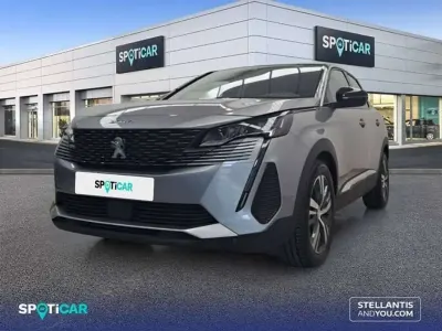 Usado Peugeot 3008 Allure 131 CV (96 kW) 2023 Gris SUV