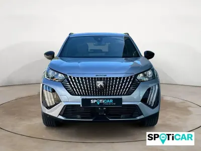 Usado Peugeot 2008 Allure 145 CV (106 kW) 2025 Gris SUV