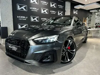 Usado Audi A5 Sportback Ambiente 204 CV (150 kW) 2022 Gris / plata Utilitario