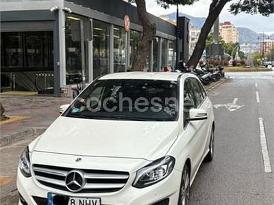 Usado Mercedes B180 122 CV (89 kW) 2017 Blanco Monovolumen