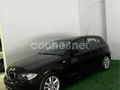 Usado BMW 118 143 CV (105 kW) 2009 Negro Utilitario