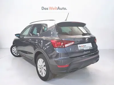 Usado Seat Arona Style 115 CV (84 kW) 2025 Gris SUV