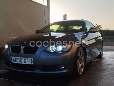 Gris / plata Usado 2010 BMW 320 Coupe | 7800 € (Super precio)