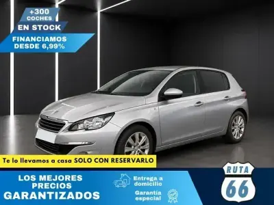 Używany Peugeot 308 Style 130 KM (95 kW) 2016 Szary Sedan/Limuzyna