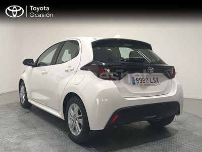 Usado Toyota Yaris Hybrid Business Edition 116 CV (85 kW) 2021 Blanco Berlina