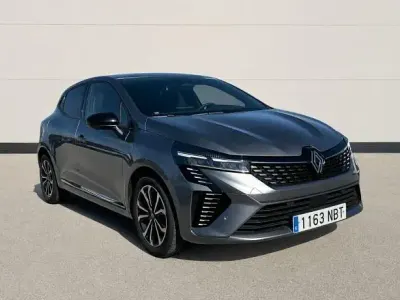 Usado Renault Clio Techno 100 CV (73 kW) 2025 Utilitario