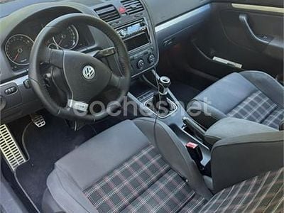 VW Golf V
