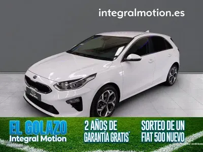 Usado Kia Ceed 136 CV (100 kW) 2020 Blanco Utilitario