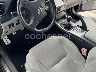 Usado Lexus IS220d Sport Line 177 CV (130 kW) 2006 Negro Berlina