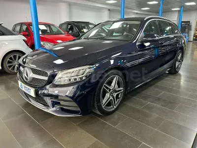 Usado Mercedes C220 194 CV (142 kW) 2018 Azul Familiar