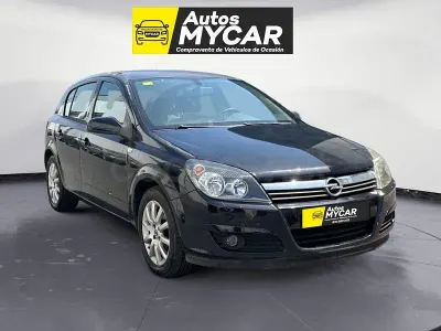Usado Opel Astra Enjoy 105 CV (77 kW) 2004 Negro Berlina