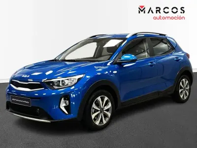Usado Kia Stonic 100 CV (73 kW) 2022 SUV