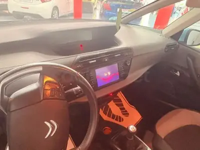 Usado Citroën C4 Picasso Feel 100 CV (73 kW) 2017 Azul Monovolumen