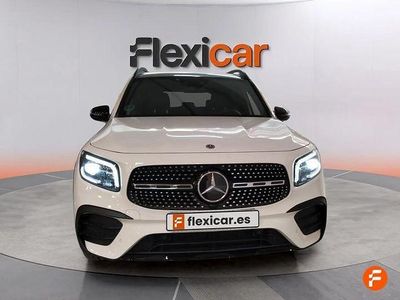 Käytetty Mercedes GLB220 190 HP (139 kW) 2021 Valkoinen Katumaasturi
