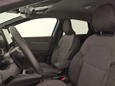 Usado Renault Captur Techno 100 CV (73 kW) 2025 Azul SUV