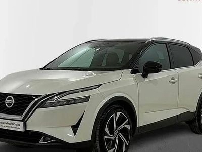 Lunar white midnight black n Usado 2021 Nissan Qashqai Tekna SUV | 29.200 € (Un poco caro)
