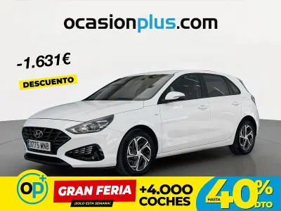 Usado Hyundai i30 120 CV (88 kW) 2024 Blanco