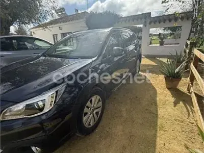 Usado Subaru Outback 150 CV (110 kW) 2018 Gris / plata Familiar