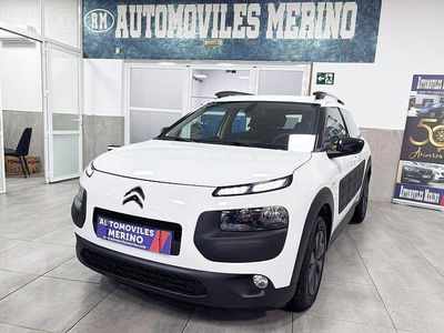 Usado Citroën C4 Cactus Feel 99 CV (72 kW) 2017 Blanco Utilitario