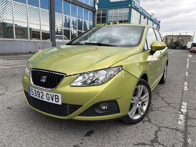 Usado Seat Ibiza Style 105 CV (77 kW) 2010 Verde Berlina
