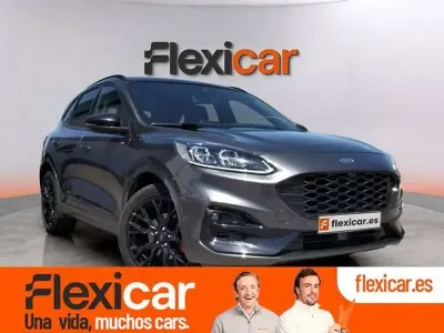 Usado Ford Kuga ST-Line 150 CV (110 kW) 2023 Gris SUV