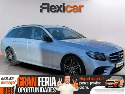 Usado Mercedes E220 194 CV (142 kW) 2020 Gris Familiar